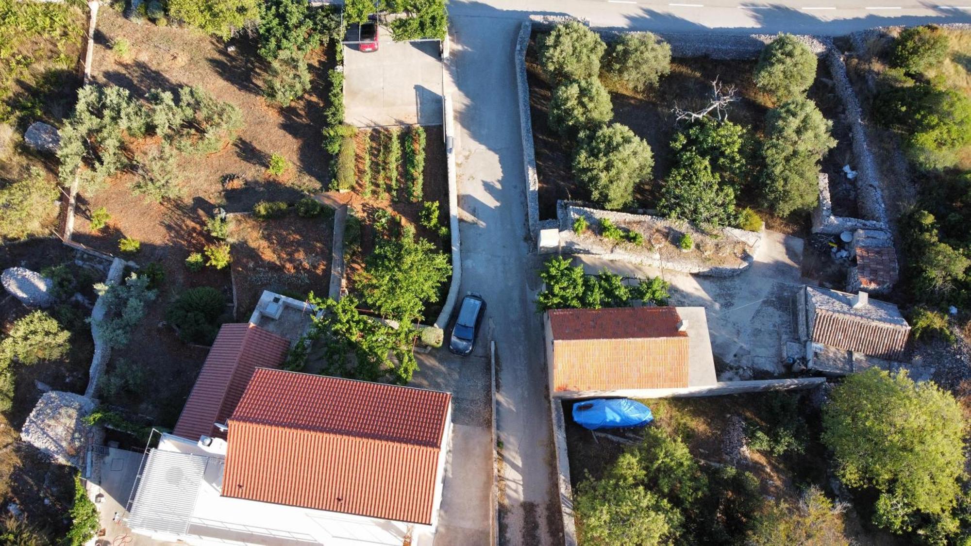 Betini Apartments - Authentic Island Escape Komiža 外观 照片